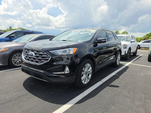 Used 2020 Ford Edge Titanium FWD image 6