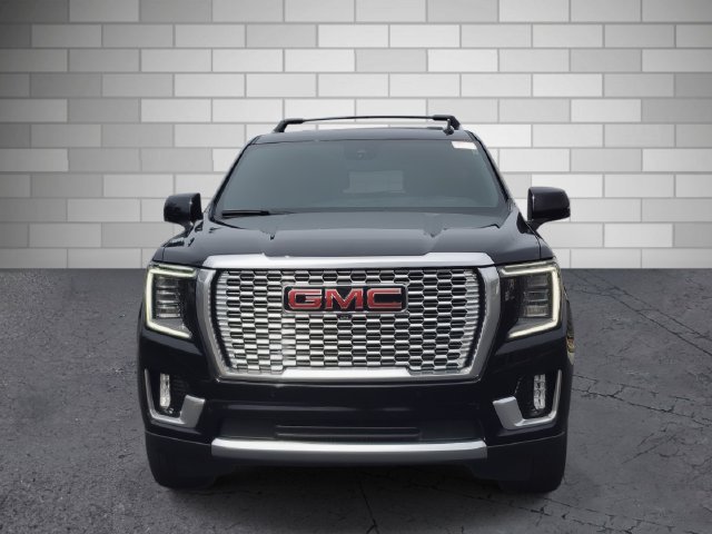 Used 2023 GMC Yukon Denali w/ Denali Reserve Package AWD/4WD image 8