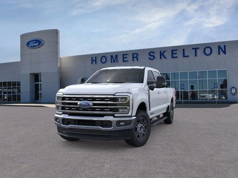 New 2026 Ford F250 Lariat w/ FX4 Off-Road Package image 2