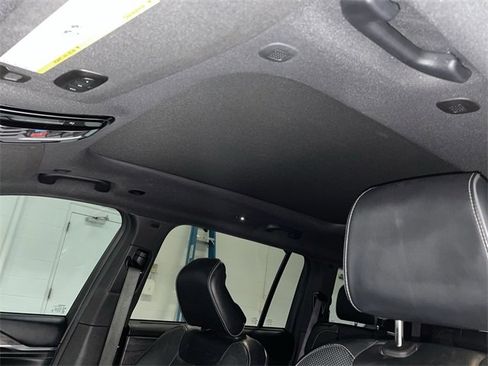 Used 2023 Jeep Grand Cherokee L Overland w/ Luxury Tech Group IV image 24