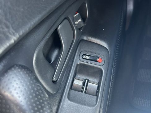 Used 2000 Honda S2000 image 10