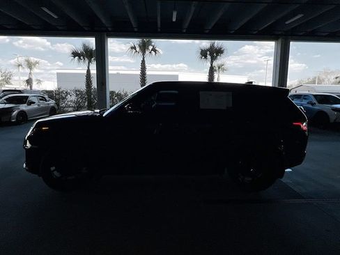 Used 2022 Land Rover Range Rover Sport SE image 4