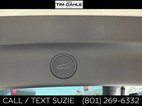 Used 2023 Tesla Model Y Performance AWD/4WD image 19