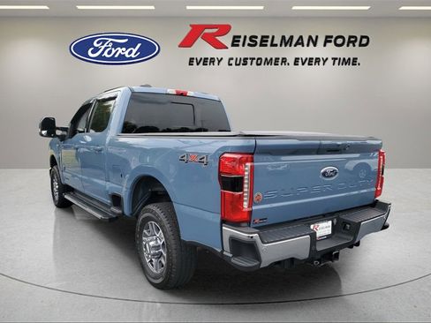Used 2023 Ford F350 Lariat image 3