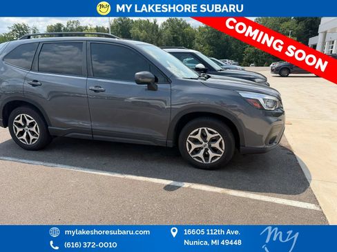 Used 2020 Subaru Forester Premium AWD/4WD image 1