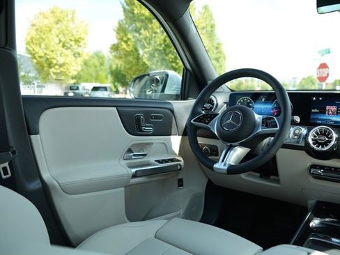 Certified 2026 Mercedes-Benz GLB 250 4MATIC image 20