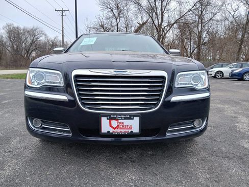 Used 2012 Chrysler 300 Limited image 2