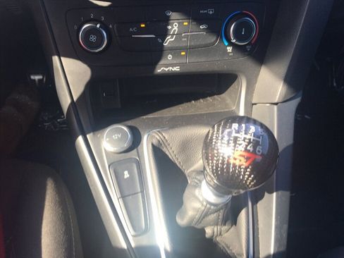 Used 2017 Ford Focus ST FWD image 10