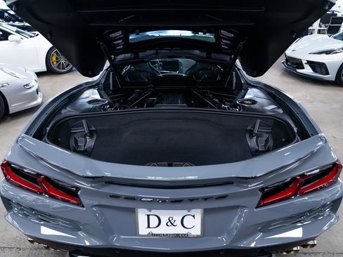 Used 2025 Chevrolet Corvette E-Ray w/ ZER Performance Package AWD/4WD image 9