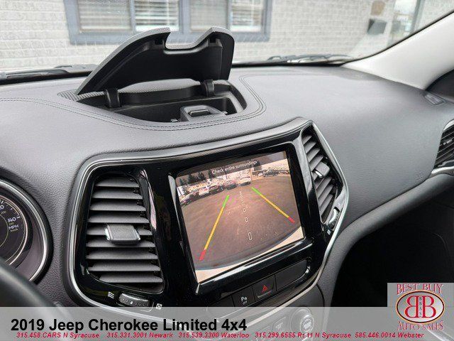 Used 2019 Jeep Cherokee Limited AWD/4WD image 23