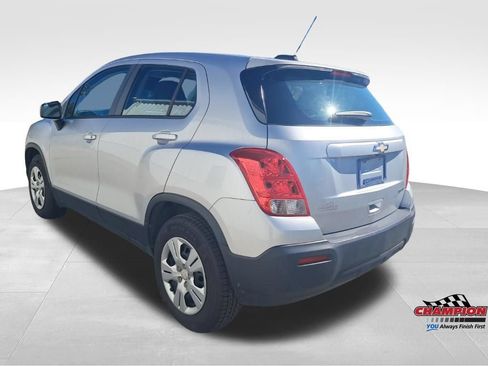 Used 2015 Chevrolet Trax LS FWD image 3