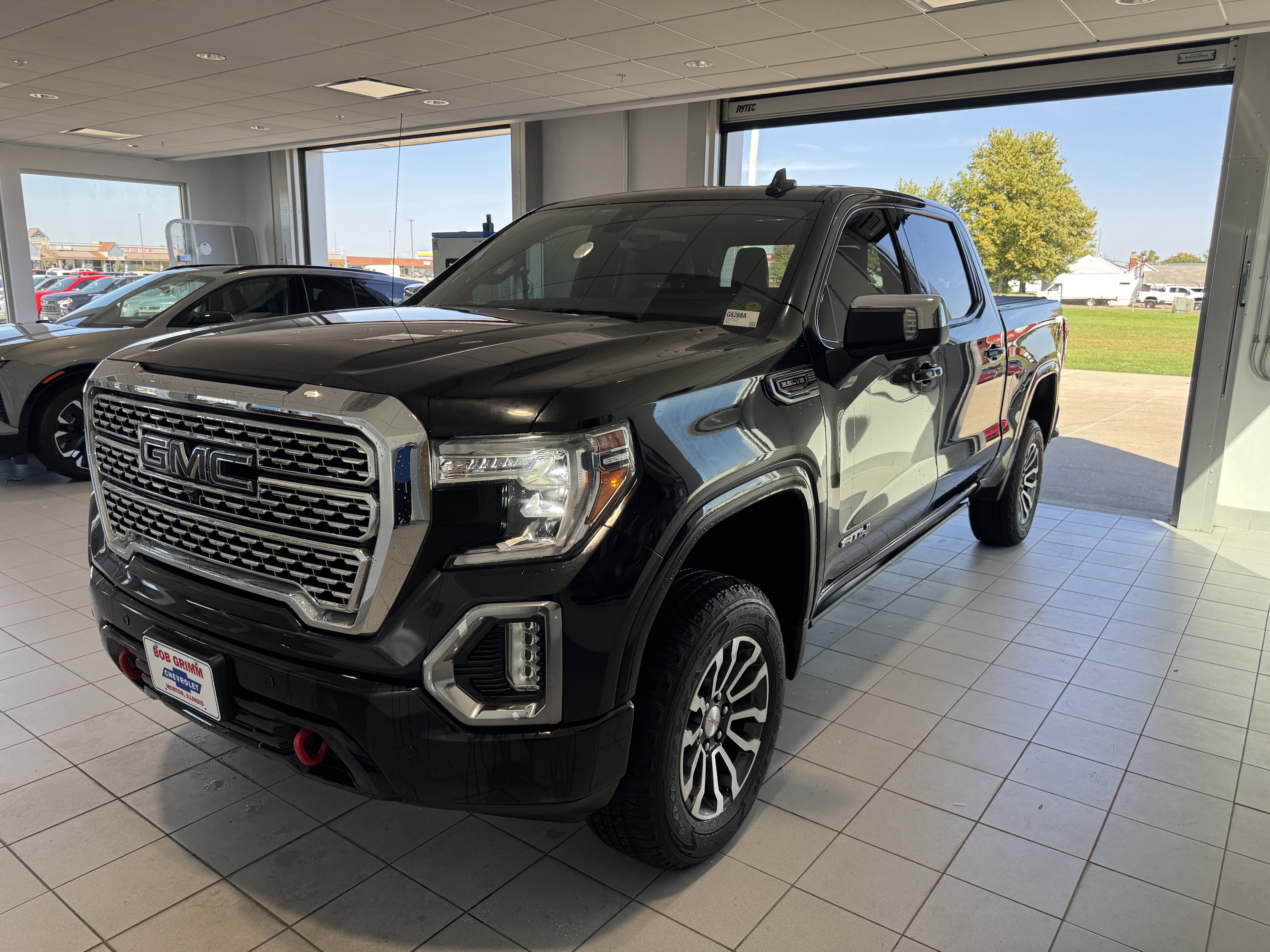 Used 2019 GMC Sierra 1500 AT4 w/ Technology Package AWD/4WD image 6