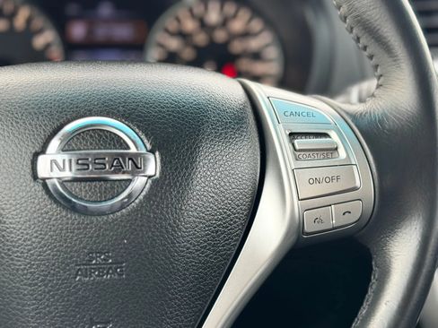 Used 2017 Nissan Altima 2.5 SV image 29