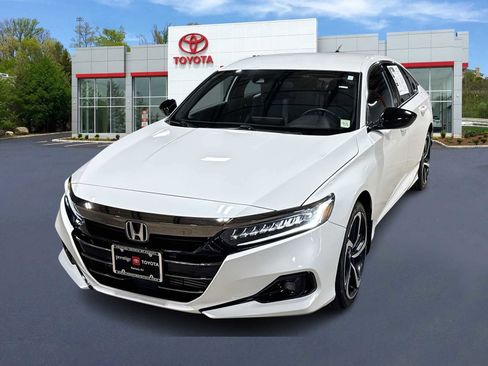 Used 2022 Honda Accord Sport image 1