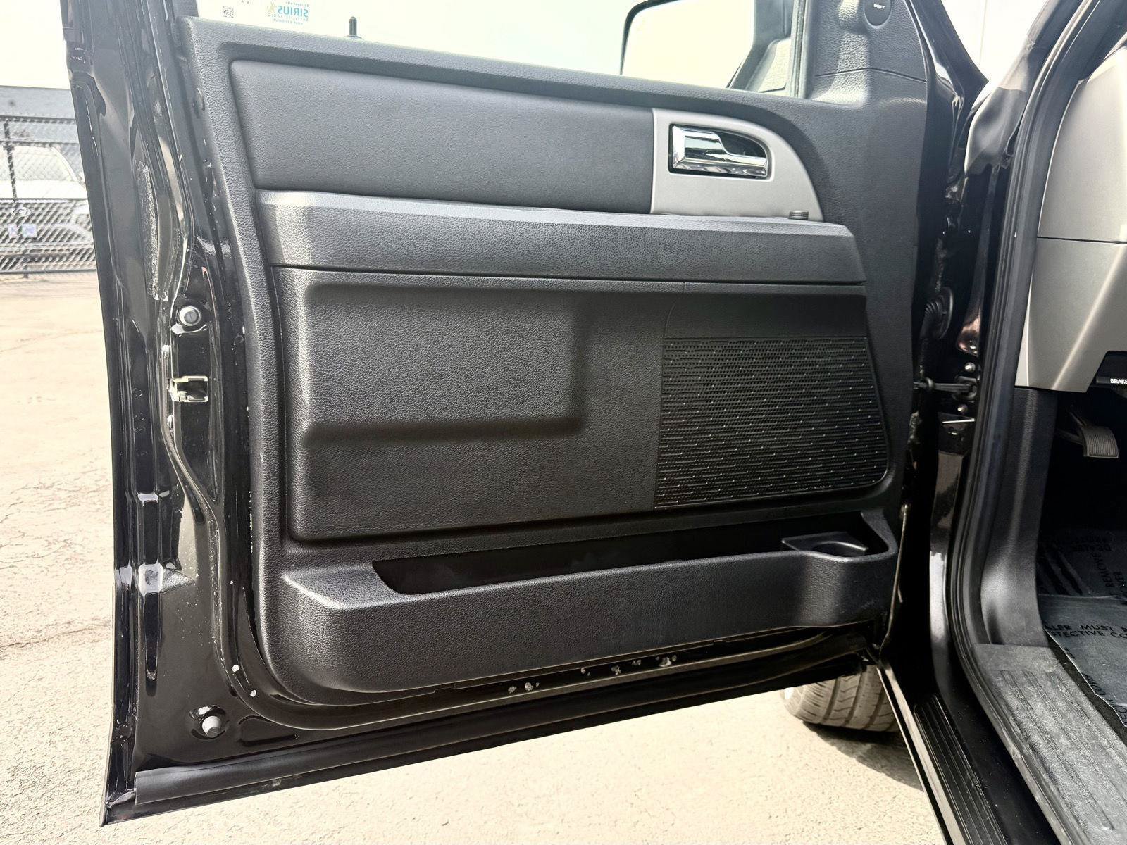 Used 2017 Ford Expedition Max Limited AWD/4WD image 13
