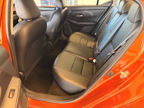 Used 2024 Nissan Sentra SR w/ SR Premium Package FWD image 19