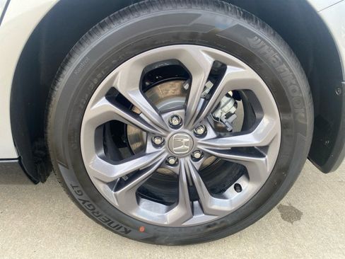 Certified 2025 Honda Accord EX-L image 26