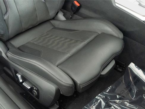 Used 2024 BMW M4 Competition image 31