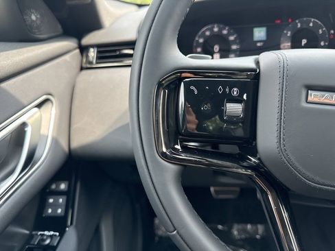 Used 2025 Land Rover Range Rover Velar Dynamic SE image 20