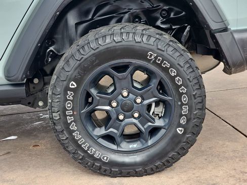 Used 2023 Jeep Wrangler Unlimited w/ Cold Weather Group image 35