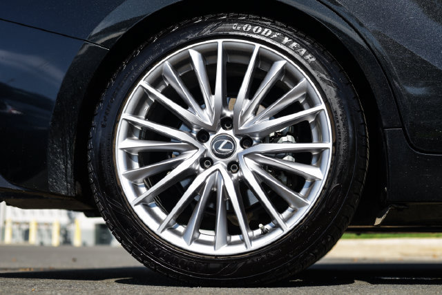 Used 2022 Lexus IS 300 AWD w/ Premium Package image 13