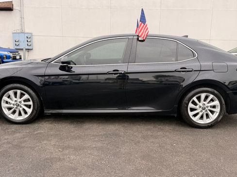 Used 2024 Toyota Camry LE w/ Convenience Package FWD image 10