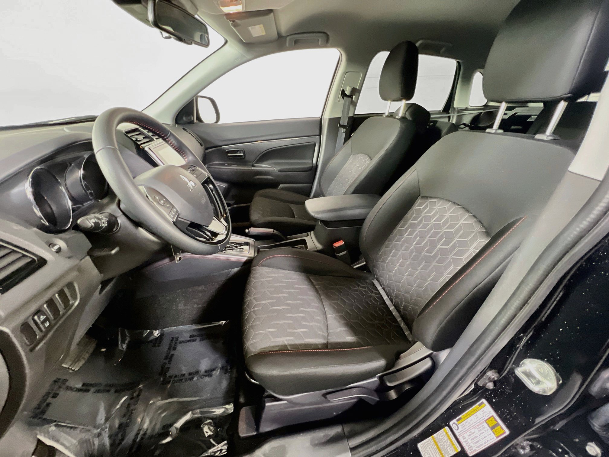 Used 2024 Mitsubishi Outlander Sport ES AWD/4WD image 19