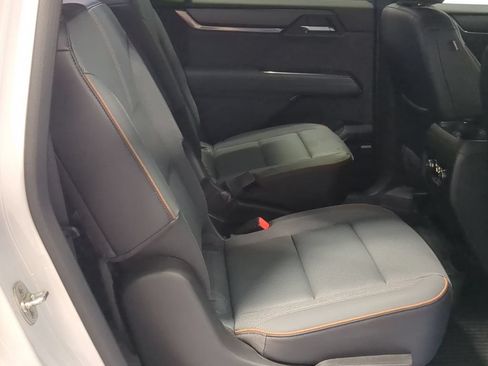 Used 2024 GMC Acadia AT4 w/ Super Cruise Package AWD/4WD image 20