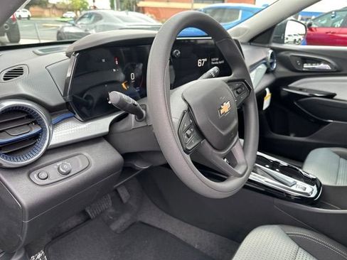 New 2026 Chevrolet Trax LT image 13