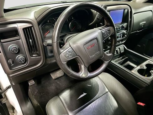 Used 2017 GMC Sierra 1500 SLT w/ All Terrain Package image 10