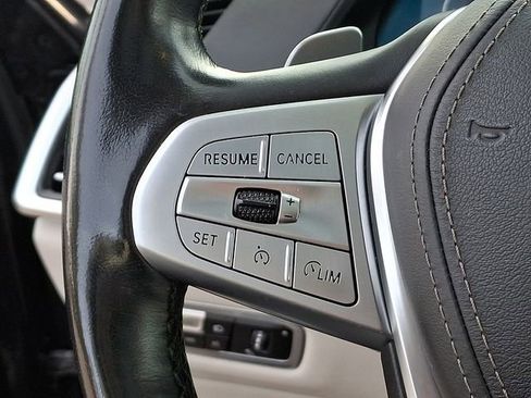 Used 2019 BMW X7 xDrive40i w/ Cold Weather Package image 27