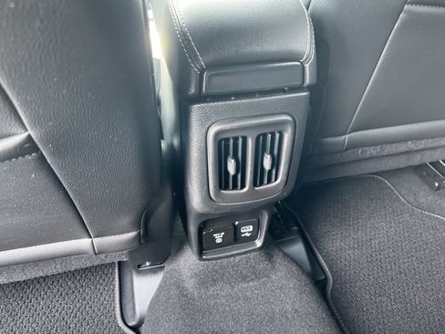 Used 2021 Jeep Compass Latitude AWD/4WD image 12