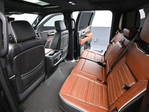 Used 2024 GMC Sierra 1500 Denali Ultimate image 32