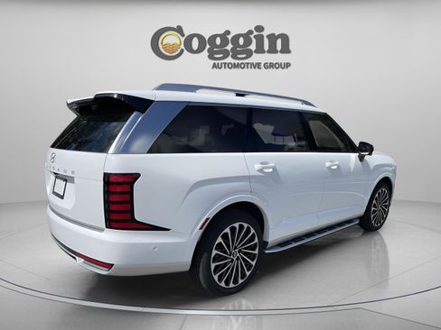 New 2026 Hyundai Palisade Calligraphy FWD image 6