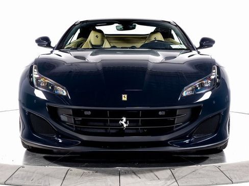 Certified 2019 Ferrari Portofino image 14