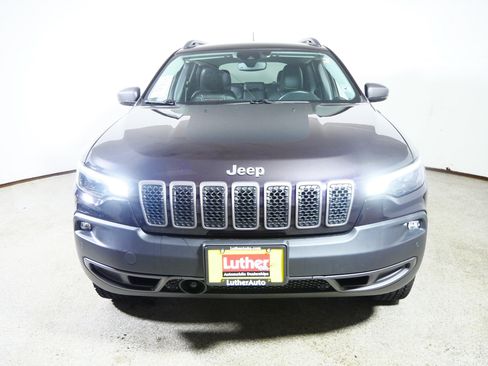 Used 2021 Jeep Cherokee Trailhawk w/ Technology Group AWD/4WD image 2