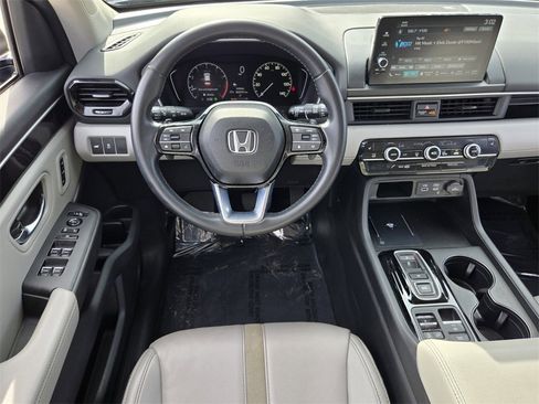 Used 2024 Honda Pilot EX-L image 14