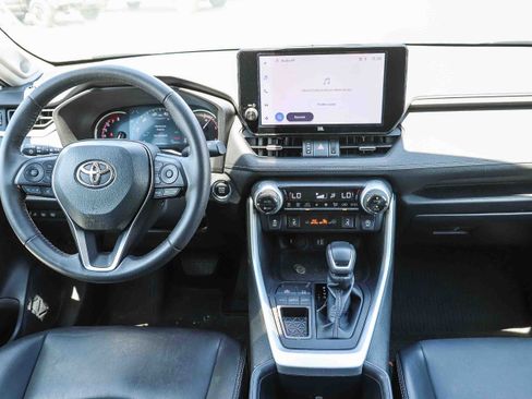 Used 2023 Toyota RAV4 XLE Premium FWD image 13