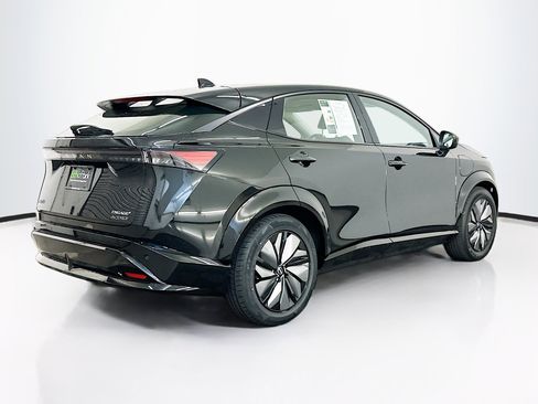 Used 2024 Nissan Ariya AWD image 9