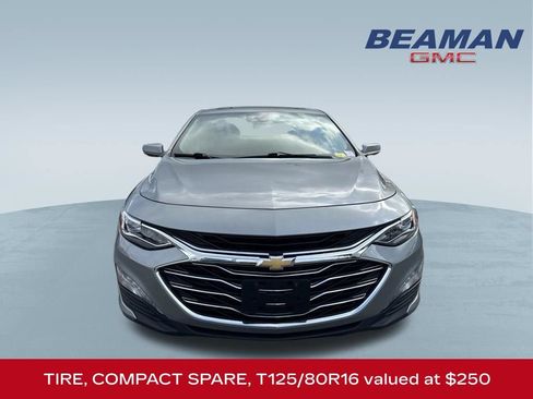 Used 2024 Chevrolet Malibu LT FWD image 2