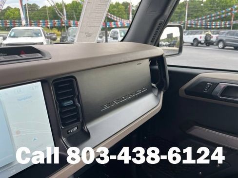 Used 2022 Ford Bronco Wildtrak AWD/4WD image 30