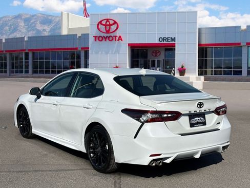 Used 2021 Toyota Camry XSE w/ Carpet Mat Package (TMS) FWD image 5