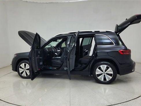 Used 2024 Mercedes-Benz EQB 250+ w/ Driver Assistance Package image 74
