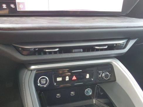 Certified 2025 Audi Q5 Premium Plus w/ Premium Plus AWD/4WD image 28