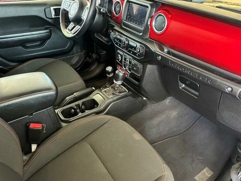 Certified 2021 Jeep Wrangler Unlimited Rubicon AWD/4WD image 13