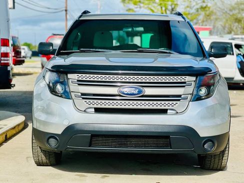 Used 2012 Ford Explorer FWD w/ Class III Trailer Tow Pkg image 3