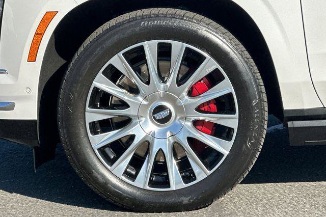 Certified 2025 Cadillac Escalade ESV Premium Luxury Platinum AWD/4WD image 26