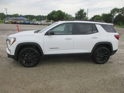 New 2026 GMC Terrain Elevation w/ Elevation Premium Package AWD/4WD image 7