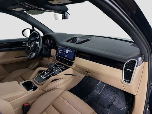 Certified 2019 Porsche Cayenne image 26