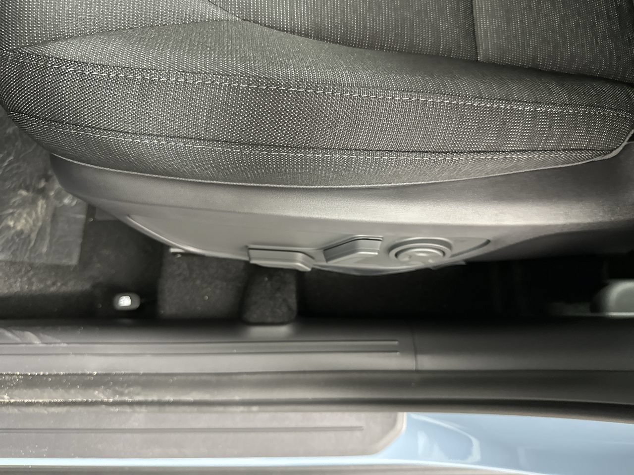 New 2027 Kia Seltos S FWD image 4